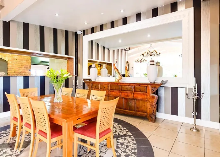On The Point - 5* Rotorua